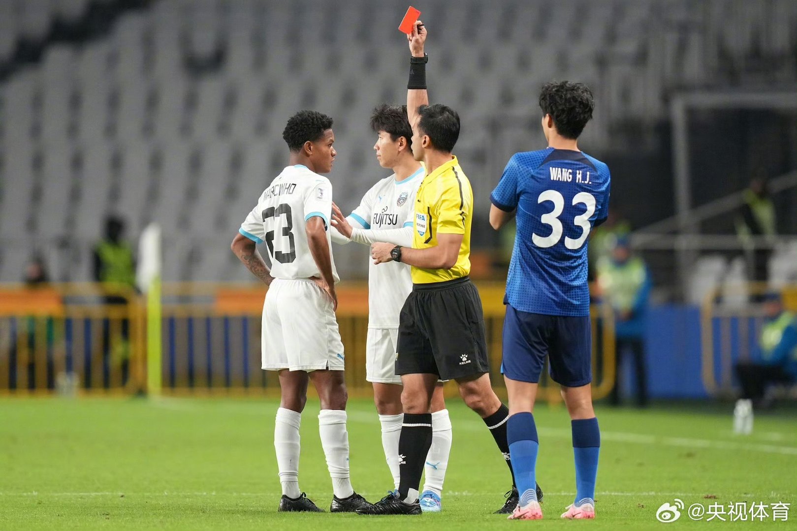 lol竞猜-西甲冲刺阶段再迎强敌，上海申花调整名单，主帅态度：球迷炸锅，更衣室氛围转暖的简单介绍